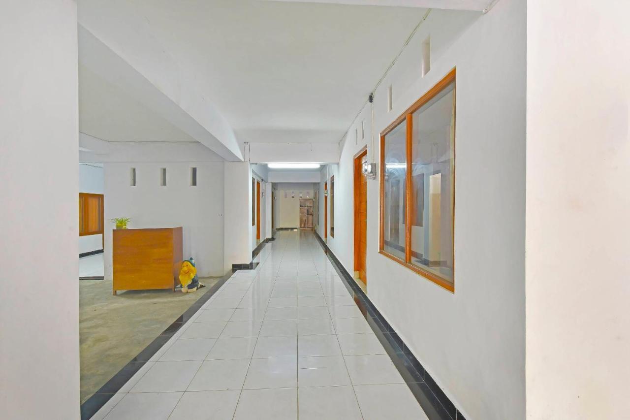 Oyo 90967 Soka Asri Guest House Darmasaba Экстерьер фото