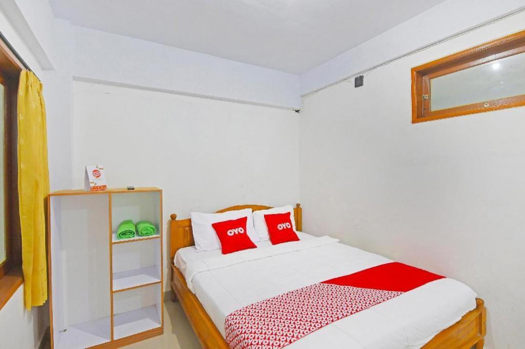 Oyo 90967 Soka Asri Guest House Darmasaba Экстерьер фото